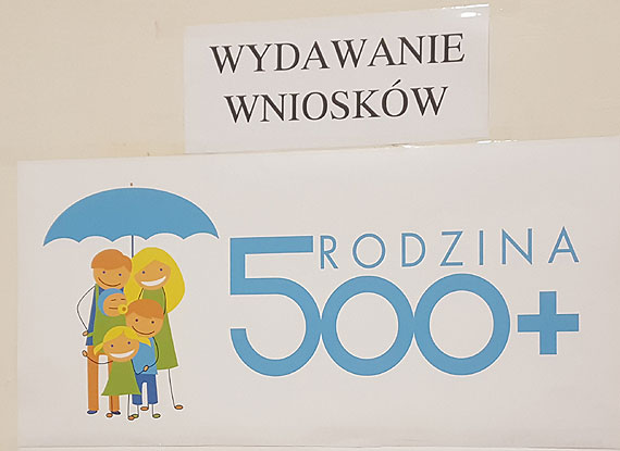 Pienidze pyn do rodzin z dziemi. Tak jest w Dziwnowie