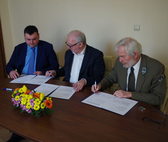 Gmina Midzyzdroje podpisaa porozumienie o wsppracy z Woliskim Parkiem Narodowym