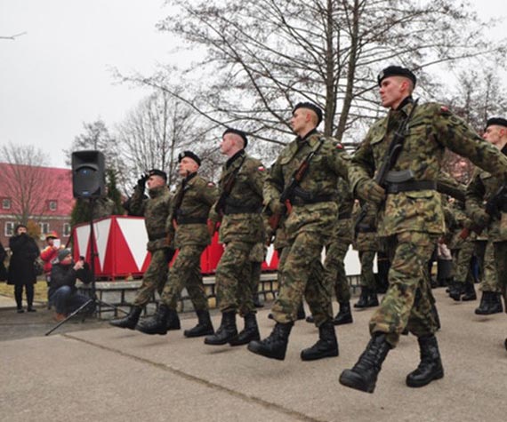 Przysięga wojskowa w Dziwnowie