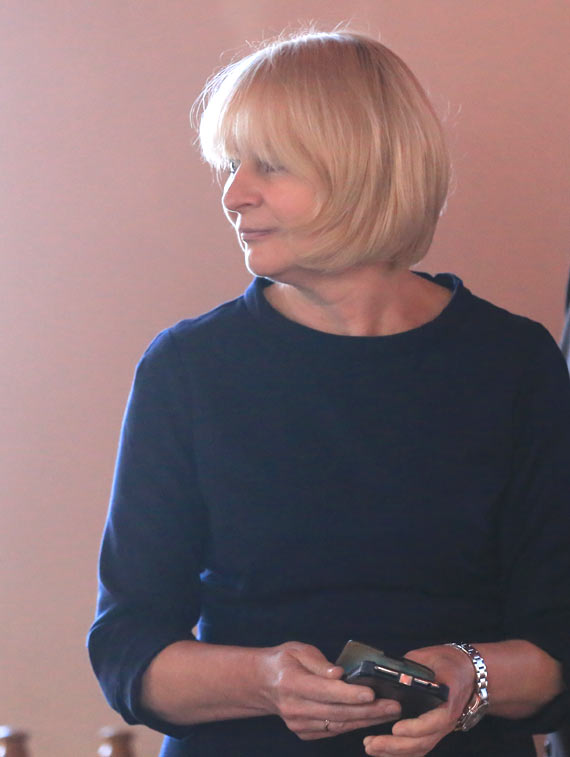 Anna Stanaszek - Kaczor: Ubezpieczenia urzdnikw  to ich prywatna sprawa