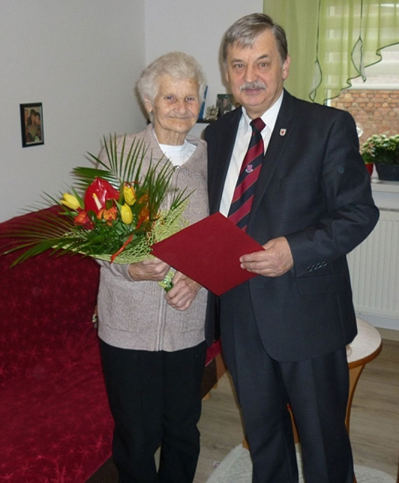 yczenia dla Jubilatki – Pani Mieczysawy Teresy Malikowskiej z Wiejkowa. Obchodzia 90 urodziny!