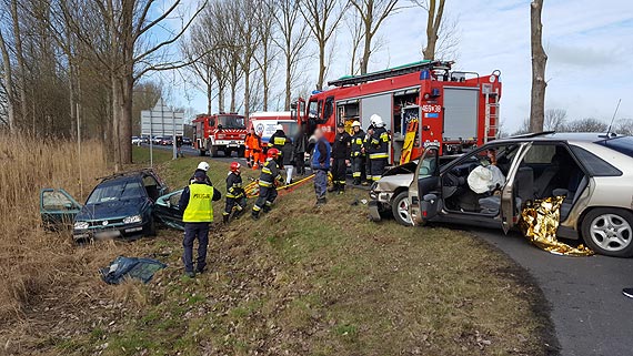 Grony wypadek za Wolinem. Pijany 27- latek wyprzedza na podwjnej linii cigej! pieszy si na prom do Szwecji