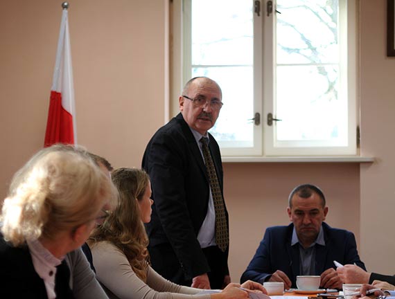 Kuratorium owiaty negatywnie o  projekcie przeksztacenia Szkoy Podstawowej w Gostyniu