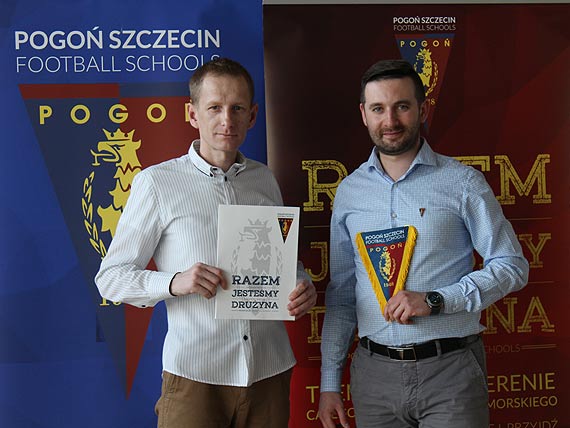 MOSiR podpisał umowę z Pogoń Szczecin Football Schools! Zapraszamy na próbny trening!
