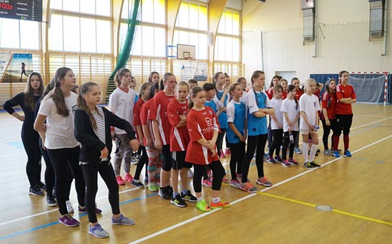 Uczennice z Gminy Wolin najlepsze w piłce nożnej halowej