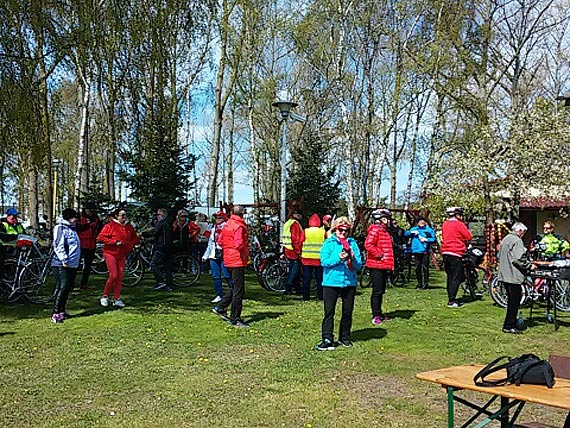 Rajd rowerowy z okazji Dnia Flagi