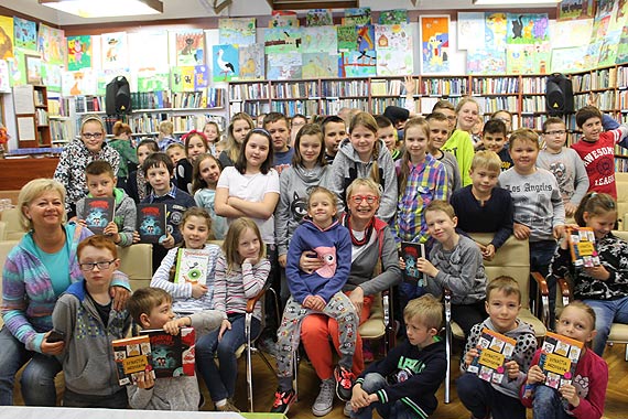 Joanna Olech w międzyzdrojskiej bibliotece