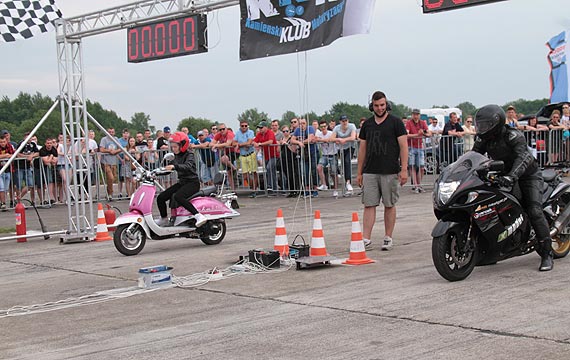 Ju czas rozpocz treningi i tuningowa maszyny