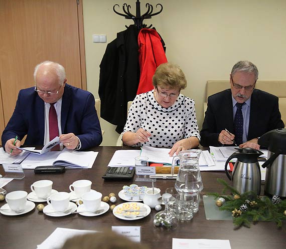 Owiata powiatu bez zmian kadrowych