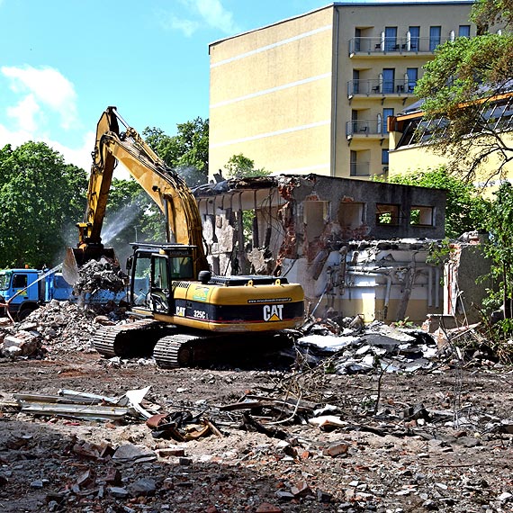 Wyburzaj budynek starego zakadu przyrodoleczniczego w Midzyzdrojach