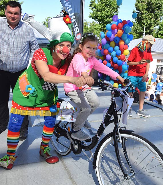 To by najlepszy Dzie Dziecka na wyspach! 