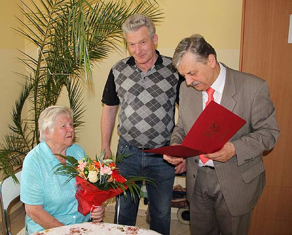 yczenia dla Jubilatki – Pani Stanisawy Biwan z Ostromic