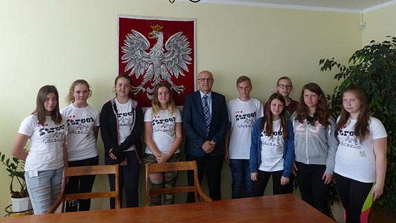 Uczestnicy projektu „Street Art Golczewo” spotkali si z Burmistrzem Golczewa