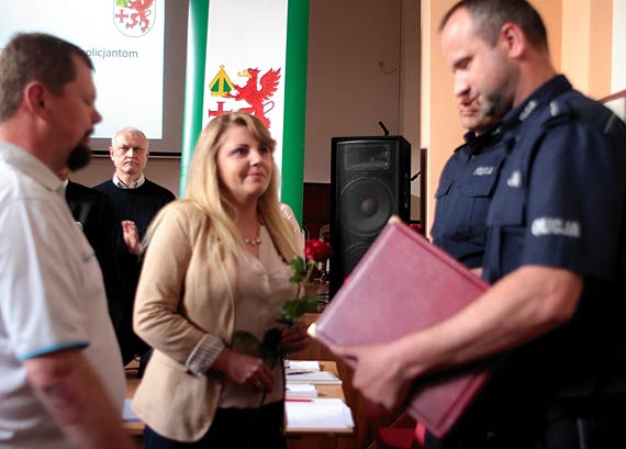 Rodzice porwanej Amelki dzikuj policjantom za uratowanie zdrowia a moe i ycia ich crki