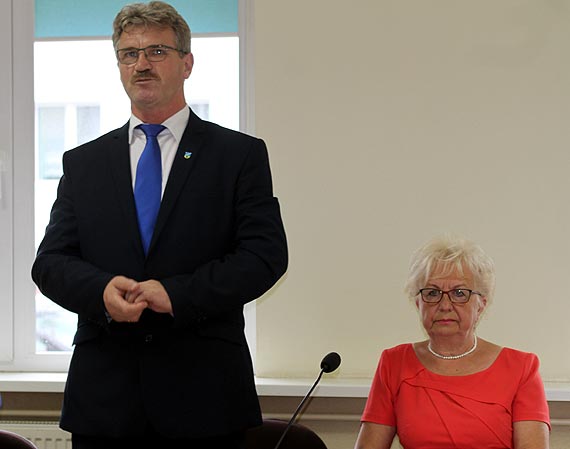 Grzegorz Jwiak otrzyma absolutorium jednogonie