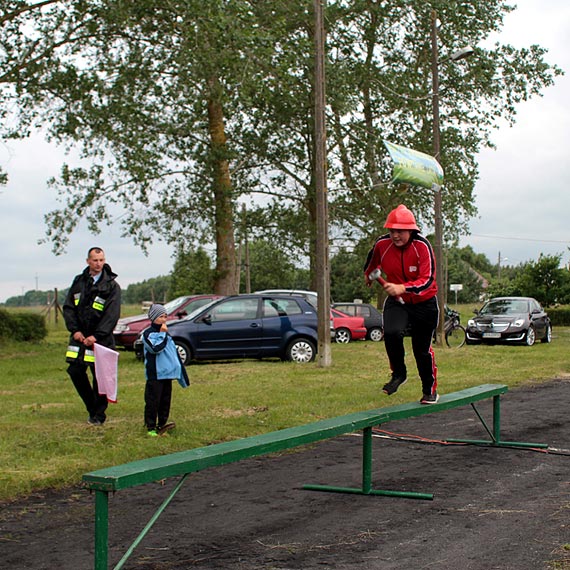 Powiatowe zawody sportowo-poarnicze w wierznie 