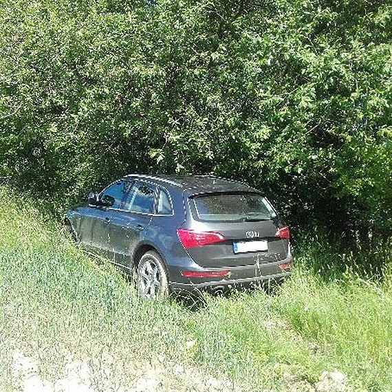 Policyjny po�cig zako�czony odzyskaniem ukradzionego pojazdu wartego 80 tys. z�. 