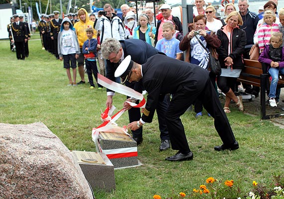Na Wybrzeu Kociuszkowskim odsonito pamitkow tablic ORP Wadysawowo