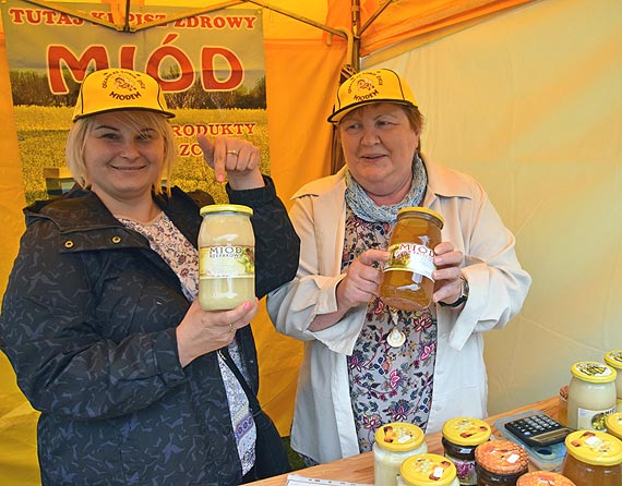 Pszczelarze witowali w Golczewie: Pszczoy hoduj tylko dobrzy ludzie! 