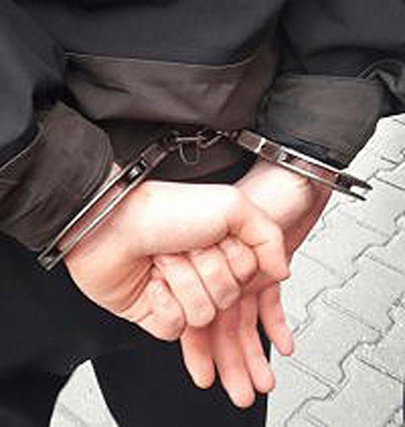 Awanturnik nie powrci do Zakadu Karnego. Zosta zatrzymany przez dzielnicowych