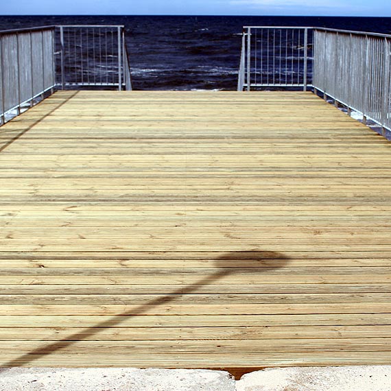 Zejcie na pla w Dziwnwku odbudowane kosztem 150 tysicy zotych