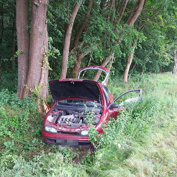 Na drodze midzy Rekowem a Dobropolem fiat uderzy w mercedesa! Wszystko przez zbyt du prdko 