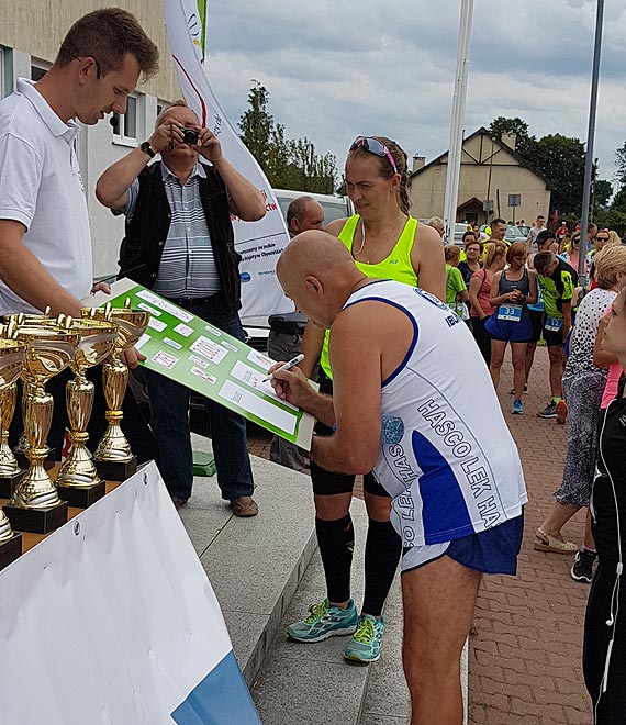 Wybiegali wsparcie dla Antosi w III Biegu Trzech Mostw