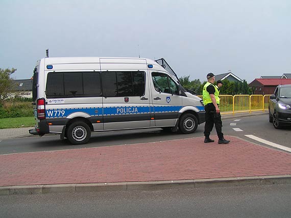 Tragiczny wypadek pod Kamieniem Pomorskim cztery osoby ranne w tym dzieci 