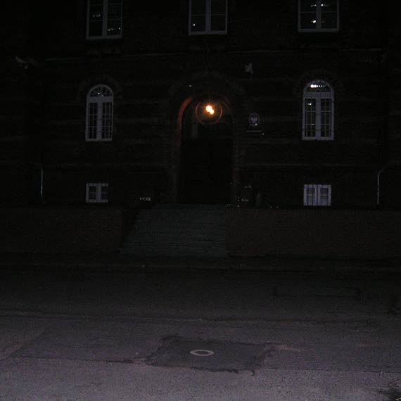 Wygaszony protest przed Sądem Rejonowym w Kamieniu Pomorskim
