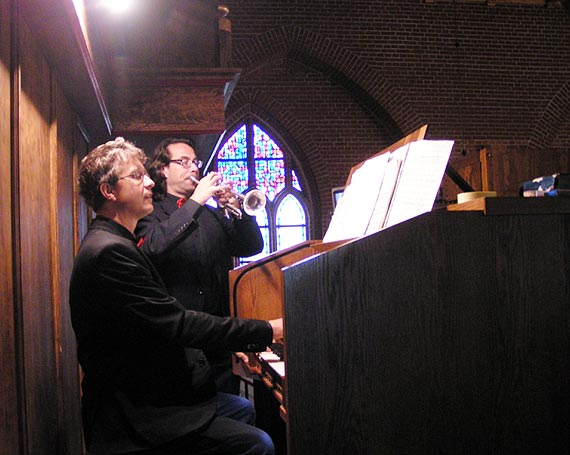 Toccata i fuga d-moll BWV 565 na organach kolegiaty wolińskiej w wykonaniu organisty z Lipska