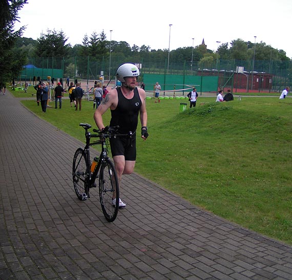 Wojciech Gregua z Chojny wygrywa VII Triatlon Golczewski