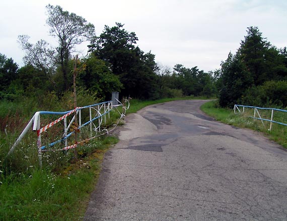 Dlaczego droga powiatowa nr 1012Z na odcinku Skarchowo - Dusin na czas przebudowy musi by wyczona z ruchu