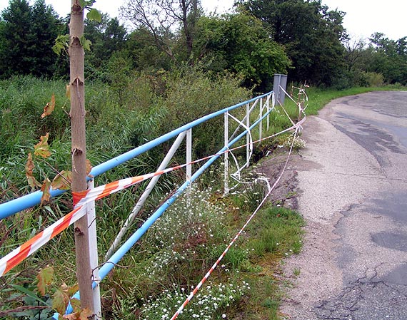 Dlaczego droga powiatowa nr 1012Z na odcinku Skarchowo - Dusin na czas przebudowy musi by wyczona z ruchu