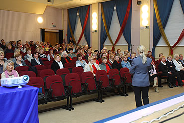 Starsi uczyli si� o bezpiecze�stwie