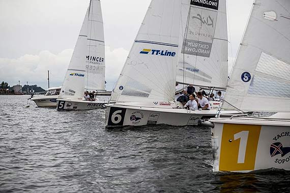 Amica JKKP Team utrzymuje prowadzenie w Polskiej Ekstraklasie eglarskiej
