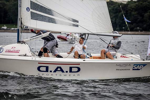 Amica JKKP Team utrzymuje prowadzenie w Polskiej Ekstraklasie eglarskiej