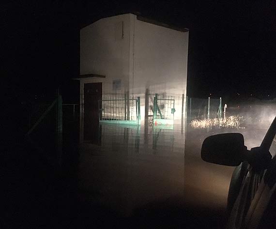 Trwa walka z żywiołem