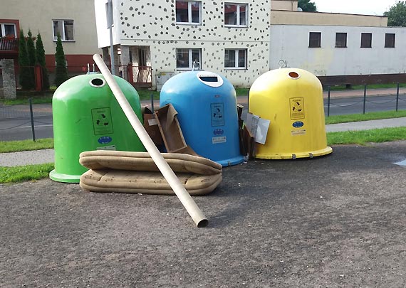 Czytelniczka pyta, czy dzwonki su do segregacji mieci?