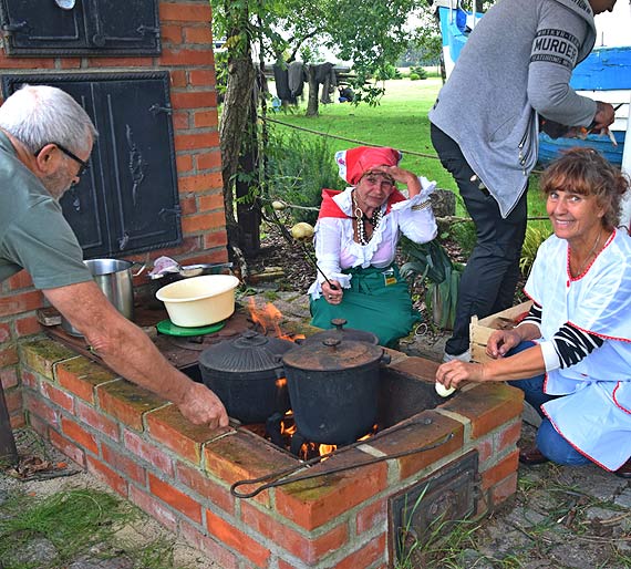 Festyn PrzySTA nad Dziwn w Sierosawiu