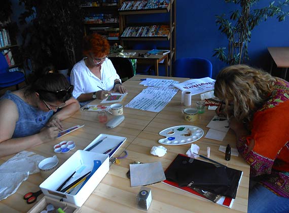 Warsztaty z kaligrafii gotyckiej w kamieskiej Bibliotece