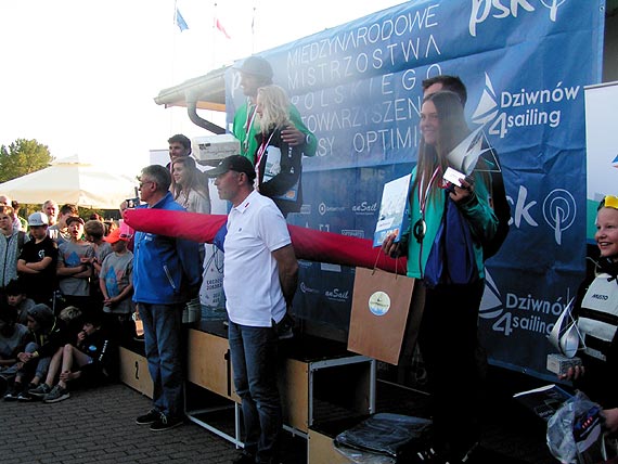 Trzysta jeden modych eglarzy startowao w Midzynarodowych Mistrzostwach Polskiego Stowarzyszenia Klasy Optimist