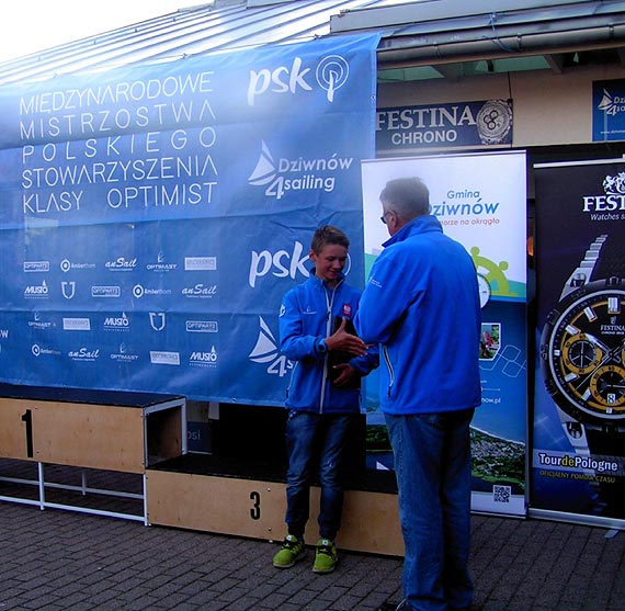 Trzysta jeden modych eglarzy startowao w Midzynarodowych Mistrzostwach Polskiego Stowarzyszenia Klasy Optimist