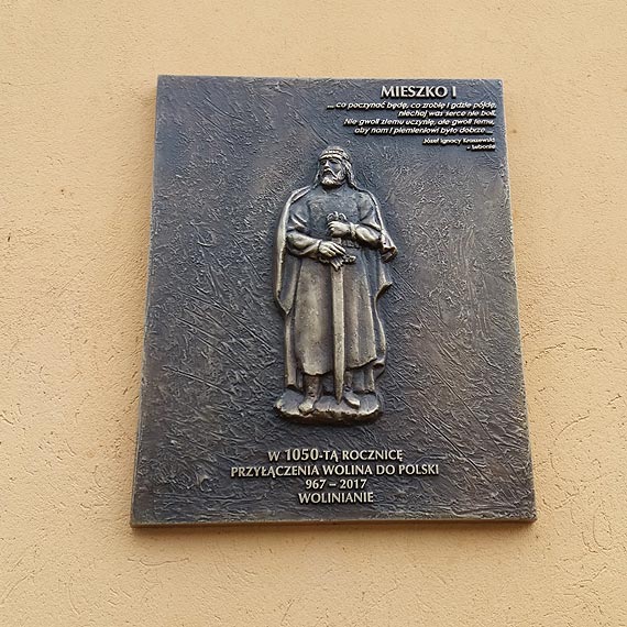 Wolin 967 – 2017: Odsłonięcie pamiątkowej tablicy w rocznicę 1050-lecia przyłączenia Wolina do Polski