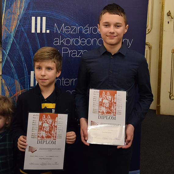 Sukcesy akordeonistw PSM I st. w Kamieniu Pomorskim podczas                    III Midzynarodowego Konkursu Akordeonowego w Pradze