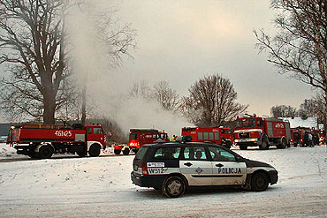 Gostyniec: Stodo�a p�on�a jak pude�ko zapa�ek