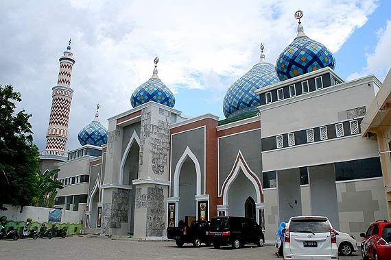 Sputnikiem dookoa Ziemi - Indonezja