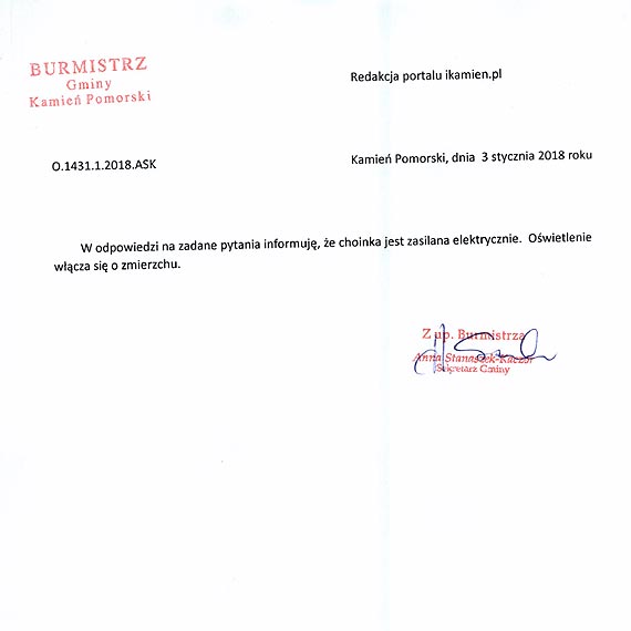 Magia wit, choinka i urzdniczka ratusza... 