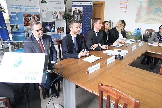 Niepe�nosprawni wracaj� na rynek pracy