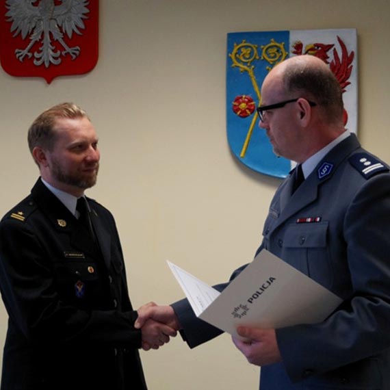 Samorządowcy powiatu kamieńskiego pożegnali się z młodszym brygadierem Tomaszen Weremczukiem