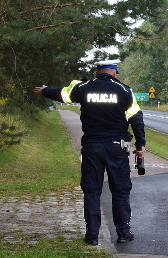 Stracili prawo jazdy...za zbyt szybk jazd. 21-letni mieszkaniec Golczewa  take straci prawo jazdy na najblisze trzy miesice